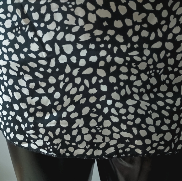 Tank Top/Camisole - Picture 5 of 10